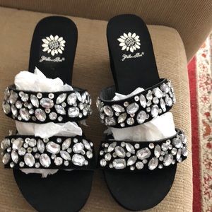 Pretty bling party sandals